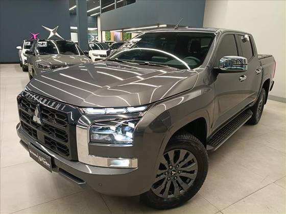MITSUBISHI TRITON 2.4 BITURBO DIESEL CD HPE-S 4X4 AUTOMÁTICO
